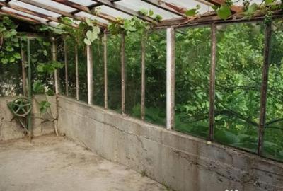 Casă cu 5 camere cu Teren 675 Mp în Central - 11