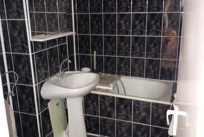 Apartament cu 3 camere semidecomandat în Central - 3