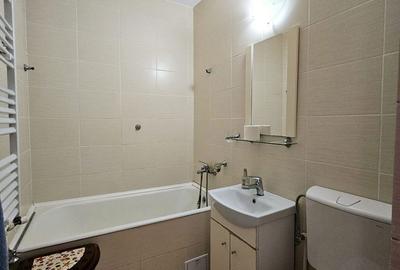Apartament cu 3 camere în Central - 1