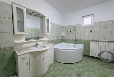 Casă cu 5 camere cu Canalizare în Moșnița Nouă - 2