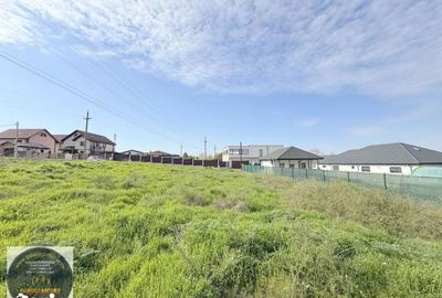 Teren de 1673 mp, în Vânători - 2