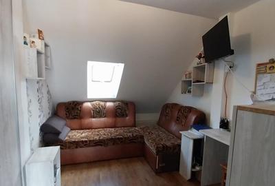 Apartament 4 camere 94 mp+terasa 17 mp Floresti central - 2