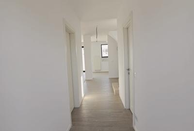 Vila individuala - 5 camere -3 bai -spatii de depozitare - 400mp teren-pod-beci - 2