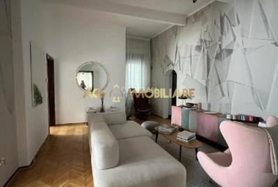 Apartament cu 4 camere decomandat în Primăverii - 1