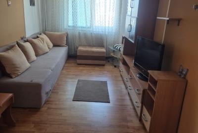 Apartament de chiriat 3 camere - 4