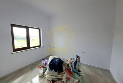 Duplex cu 5 camere, bucatarie inchisa, la cheie | Giarmata Mare - 13