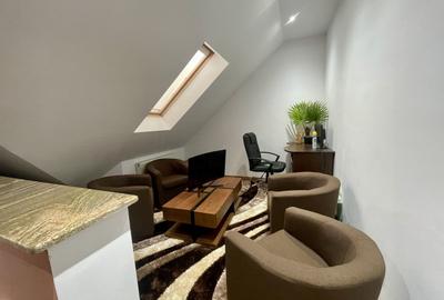 Apartament cu 3 camere semidecomandat în Central - 9