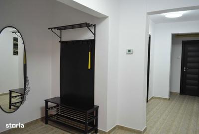 Apartament cu 4 camere decomandat în Blejoi - 1