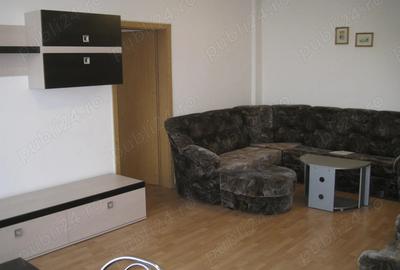 Apartament cu 3 camere semidecomandat în Central - 4