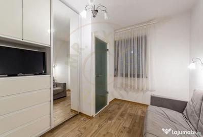 Casă cu 5 camere cu Canalizare în Central - 5