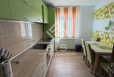 Apartament cu 3 camere decomandat în Sud - 12