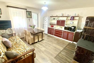 Casă cu Teren 1014 Mp în Cordău - 2