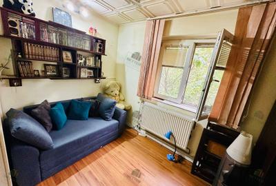 Apartament cu 2 camere semidecomandat, mobilat în Berceni
