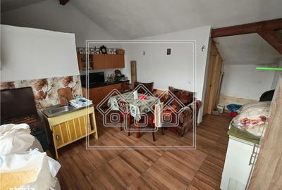 Casă cu 4 camere cu Teren 540 Mp în Șura Mare - 3