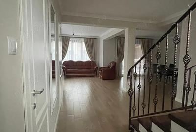 Casă în Central - 2