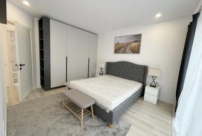 Apartament cu 2 camere decomandat, mobilat în Victoriei