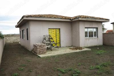 Casă cu 1 camere cu Teren 400 Mp în Sud - 6