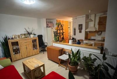 Apartament 3 camere, 57 mp, zona Progresul - 1