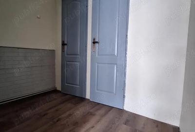 Spațiu comercial, de 100 mp, în Central