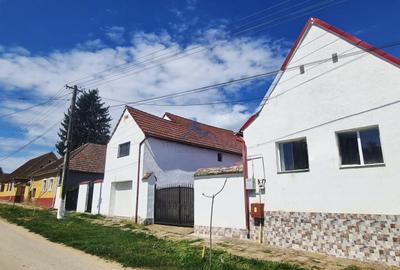 Casă individuală cu 3 camere cu Canalizare în Hosman - 1