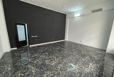 Spațiu comercial, de 40 mp, în Exterior Vest - 3