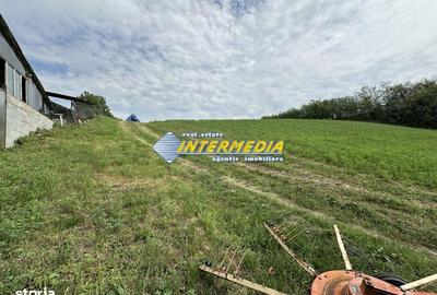 Teren de 2062 mp, în Ighiu - 2