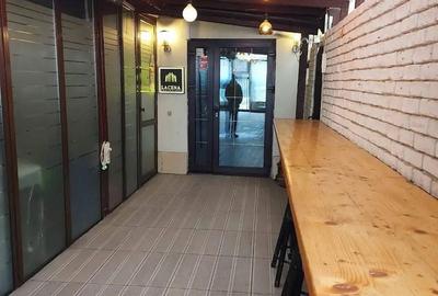 Spațiu comercial, de 236 mp, în P-ța Romană - 2