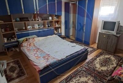 Casa / Vila cu 4 camere de vanzare in zona Central in Fratostita Dolj - 8