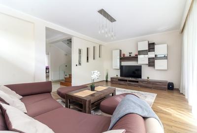 Casa LA CHEIE cu 5 camere si 4 bai, 200 mp, dormitoare mari, Buna Ziua - 3