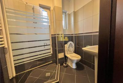 Apartament cu 4 camere decomandat în Universitate - 11