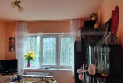 Apartament cu 3 camere decomandat în Minerul - 6