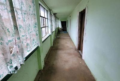 Casă cu 3 camere cu Canalizare în Parța - 2