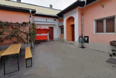13 Septembrie,Hotel Marriott,CASA+CURTE, CENTRALA,loc de parcare,mobilata utilat - 8