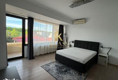 Apartament cu 3 camere decomandat în Central - 2