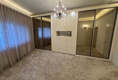 Apartament ultracentral , utilat , semimobilat - 2