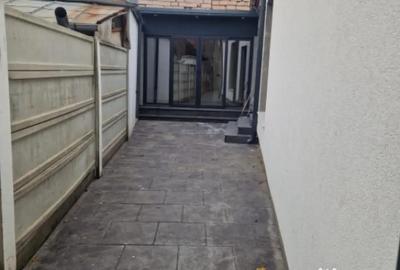 Casă cu 3 camere cu Teren 150 Mp în George Enescu - 7