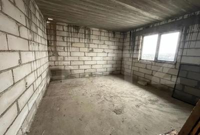 Casă cu 6 camere cu Teren 500 Mp în Central - 10