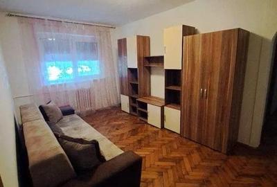 Apartament cu 3 camere nedecomandat în Circumvalațiunii - 1