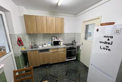 Apartament cu 3 camere decomandat în Vasile Aaron - 5