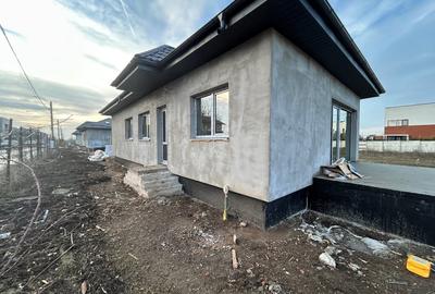 Casă individuală cu 4 camere cu Teren 312 Mp în Tunari - 1
