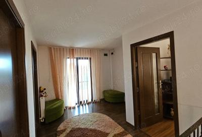 Casă cu 5 camere cu Teren 775 Mp în Central - 4