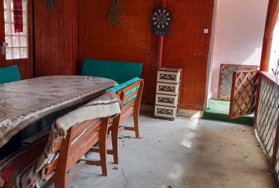 Casă cu 6 camere cu Teren 530 Mp în Măneciu - 8