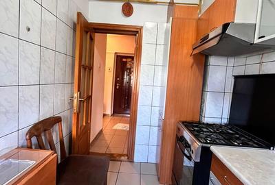 Garsonieră decomandată, mobilată în Cug - 4