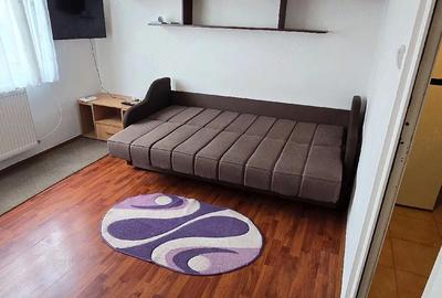 Garsonieră decomandată în Nicolina - 2