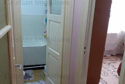 Apartament cu 2 camere semidecomandat în Independenței