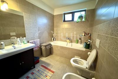 Apartament cu 3 camere semidecomandat, mobilat în Borhanci - 6