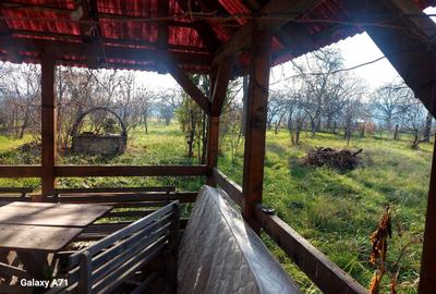 Casă cu 4 camere în Crăciunești - 1