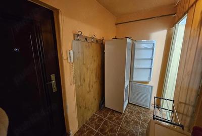 Garsonieră decomandată în Central - 2