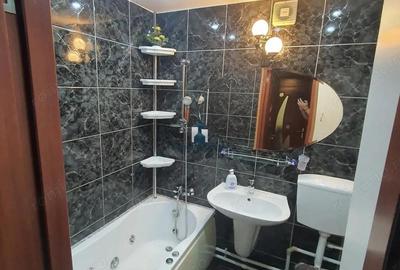 Inchiriere Apartament 3 Camere Semidecomandat Berceni-Izvorul Crisului - 4