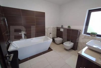 Casă cu 4 camere cu Teren 2800 Mp în Satu Nou - 7